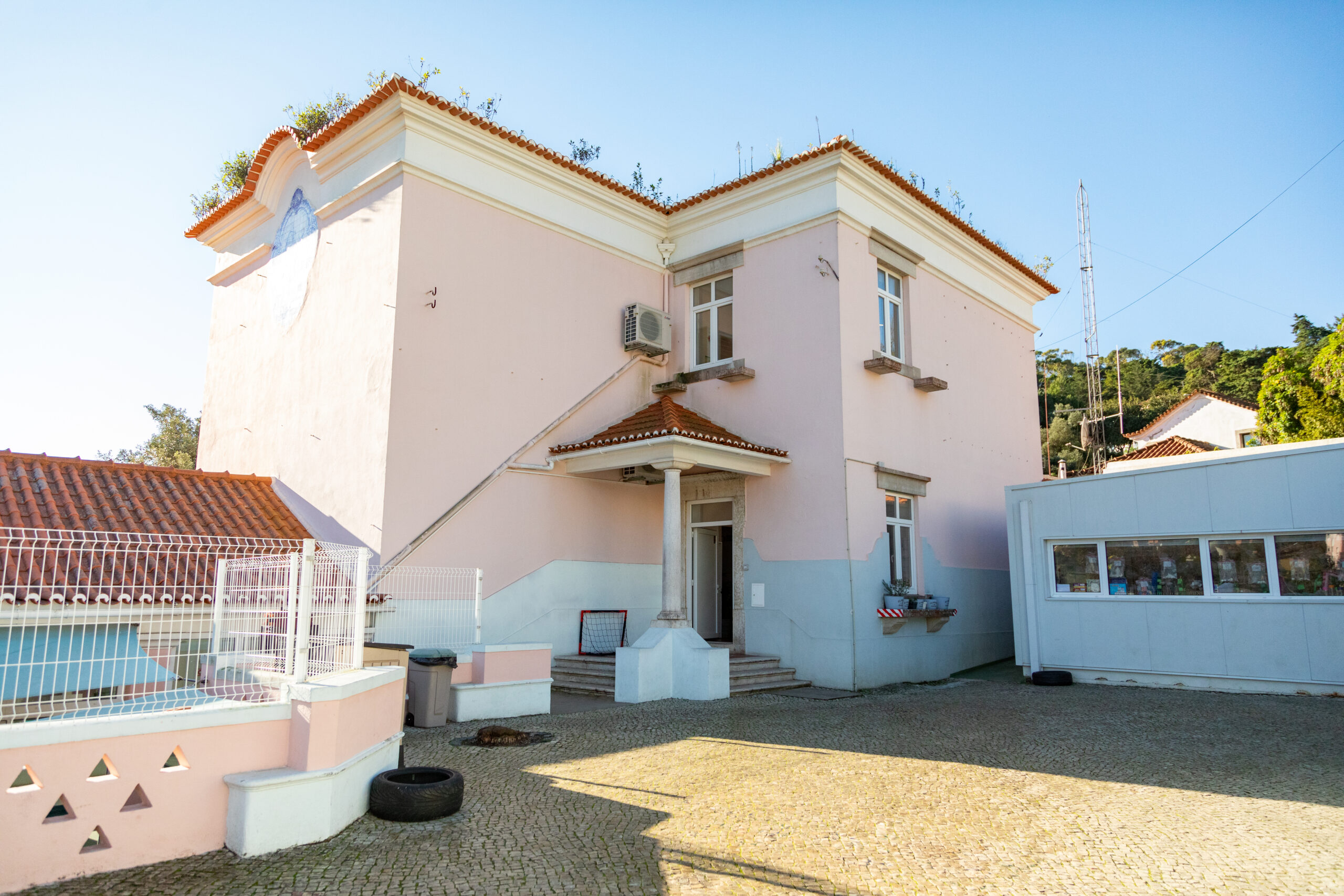 Oeiras International School